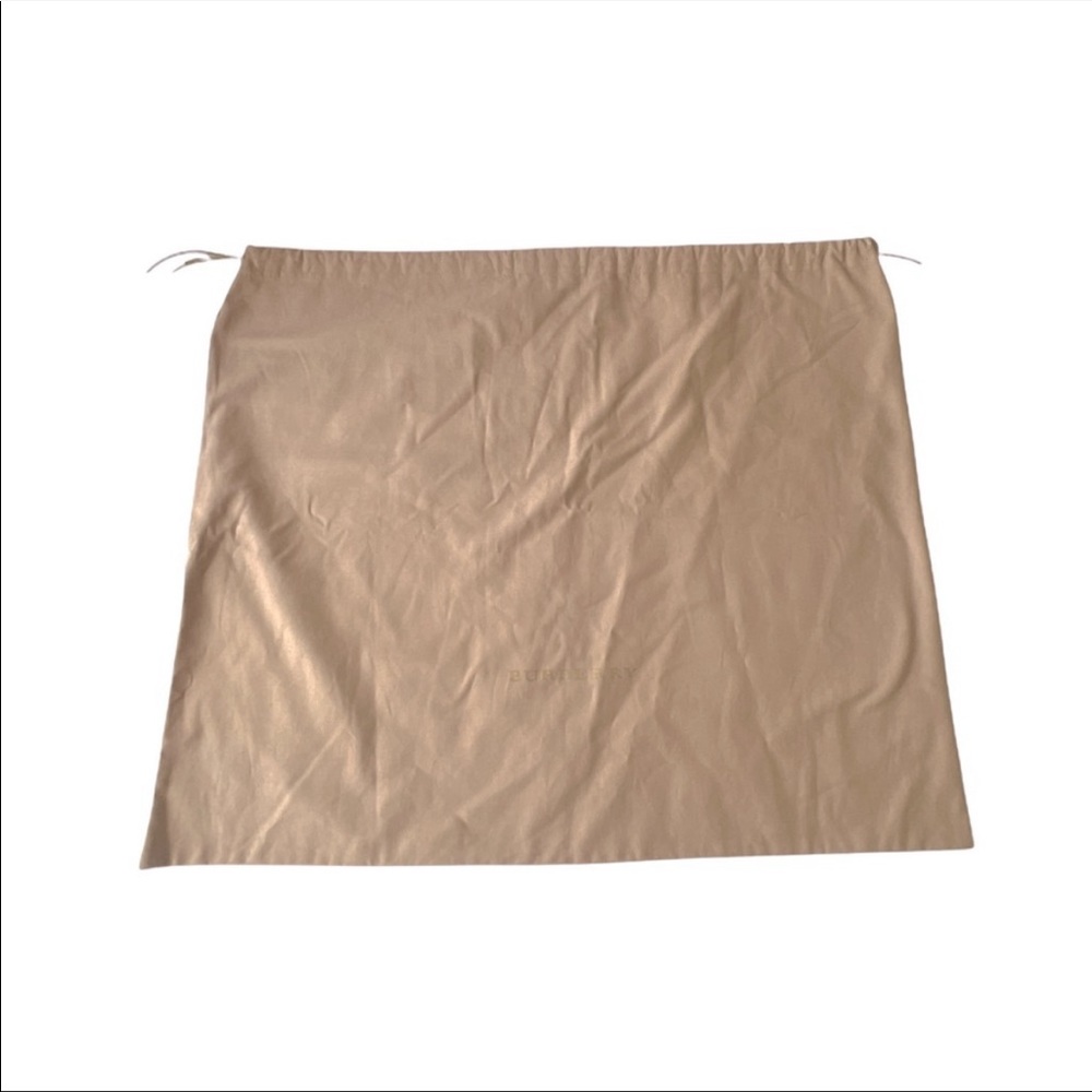 ⚡️SOLD⚡️Burberry Large Dust Bag  19” x 23.5”